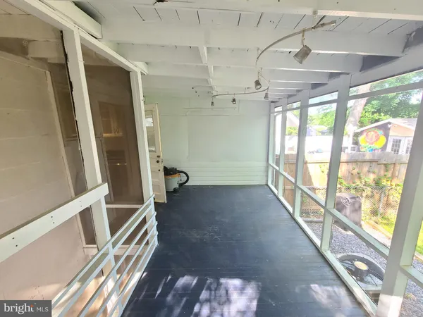 $2,295 | 3422 Floral Street, Silver Spring, MD 20902