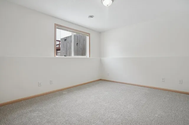 $276,000 | 1051 38 1/2 Avenue West, West Fargo, ND 58078