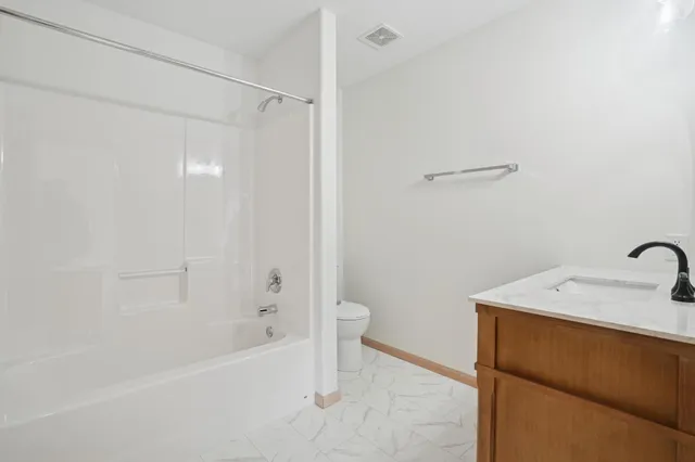 $276,000 | 1051 38 1/2 Avenue West, West Fargo, ND 58078