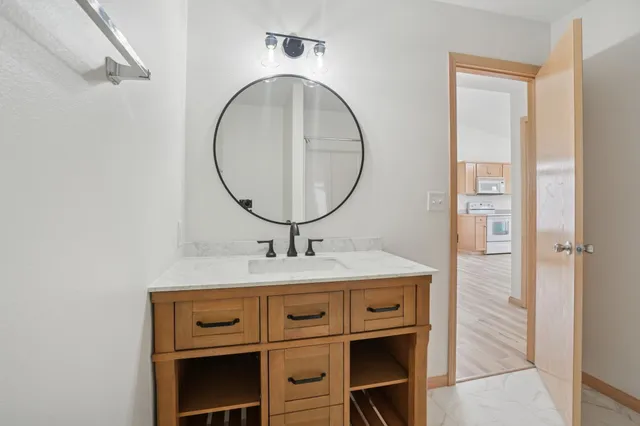 $276,000 | 1051 38 1/2 Avenue West, West Fargo, ND 58078