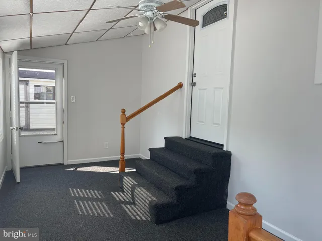 a view of entryway and hall