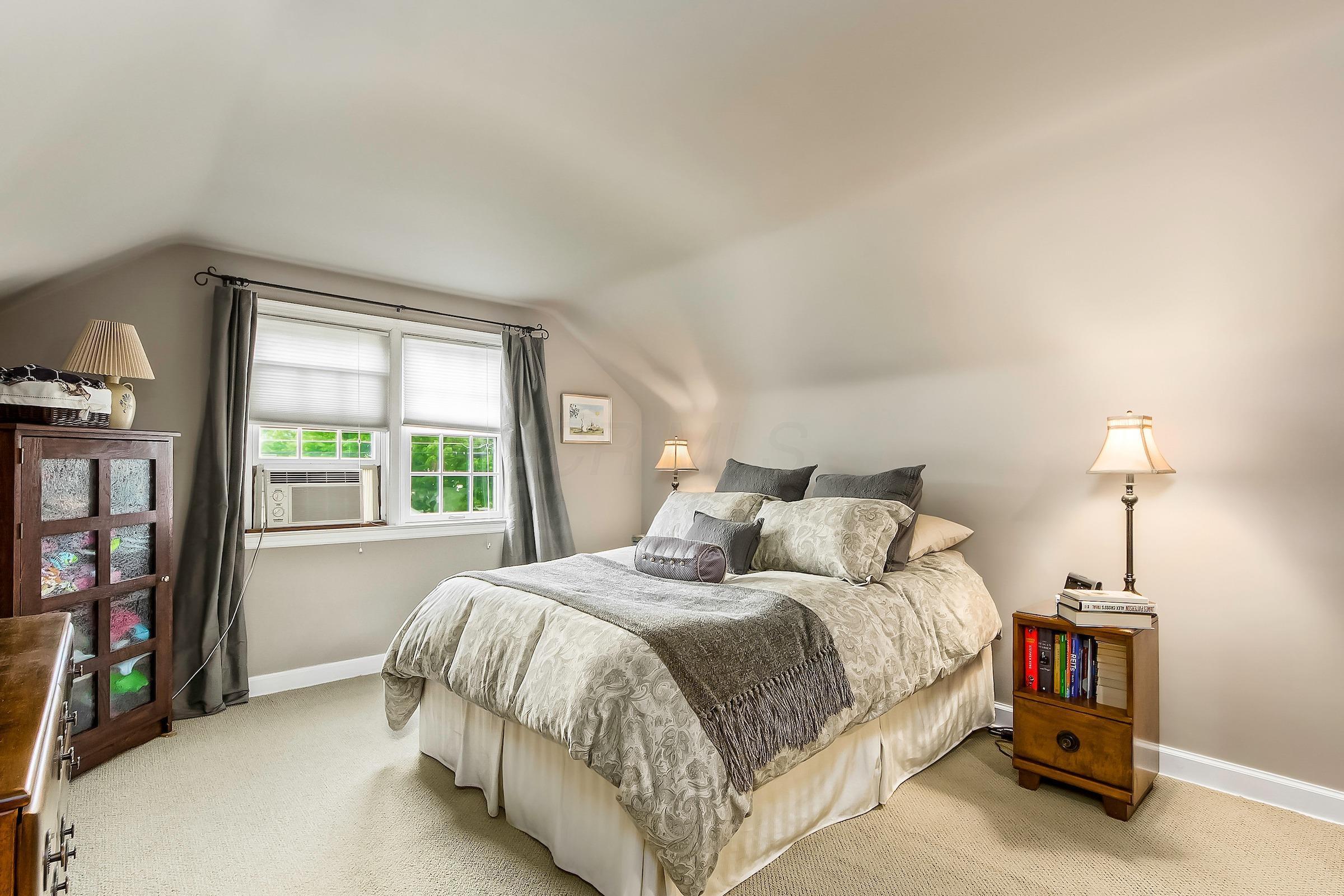 526 Fallis Road Columbus, OH 43214 - Photo 18 of 34 Gallery Image 18