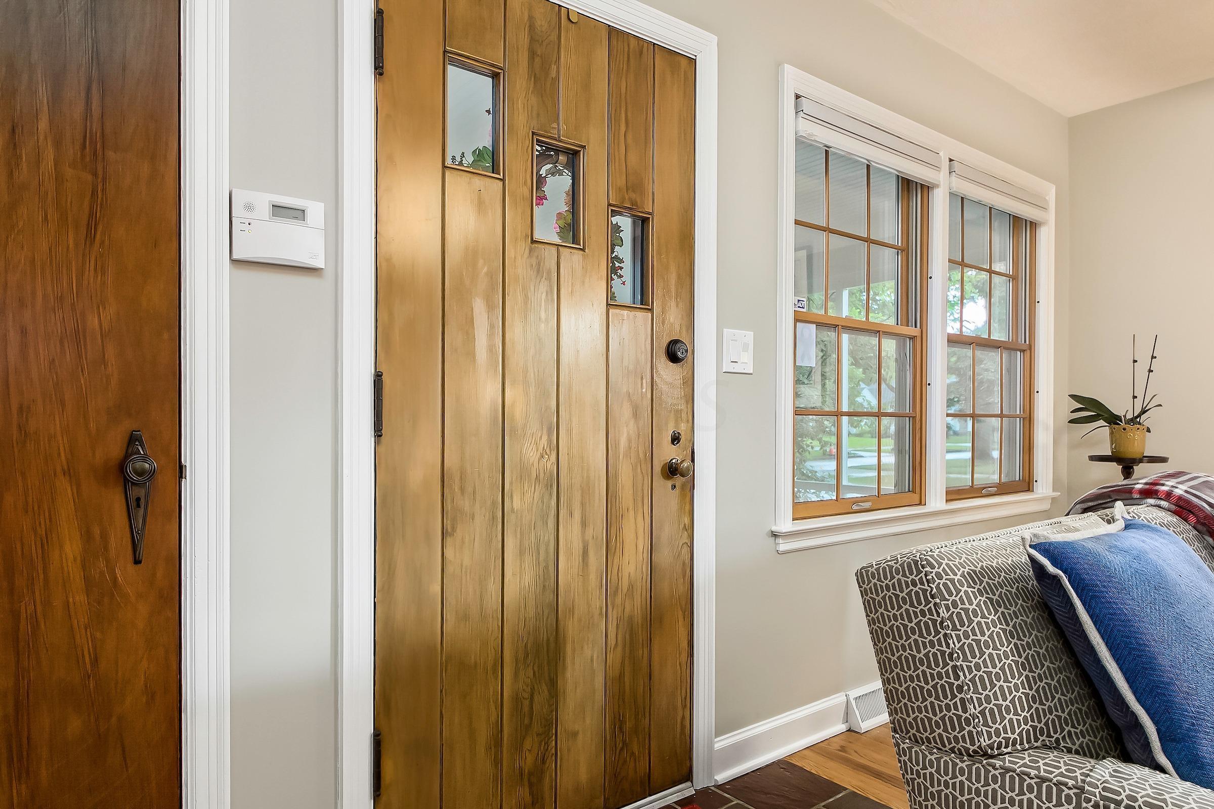 526 Fallis Road Columbus, OH 43214 - Photo 2 of 34 Gallery Image 2