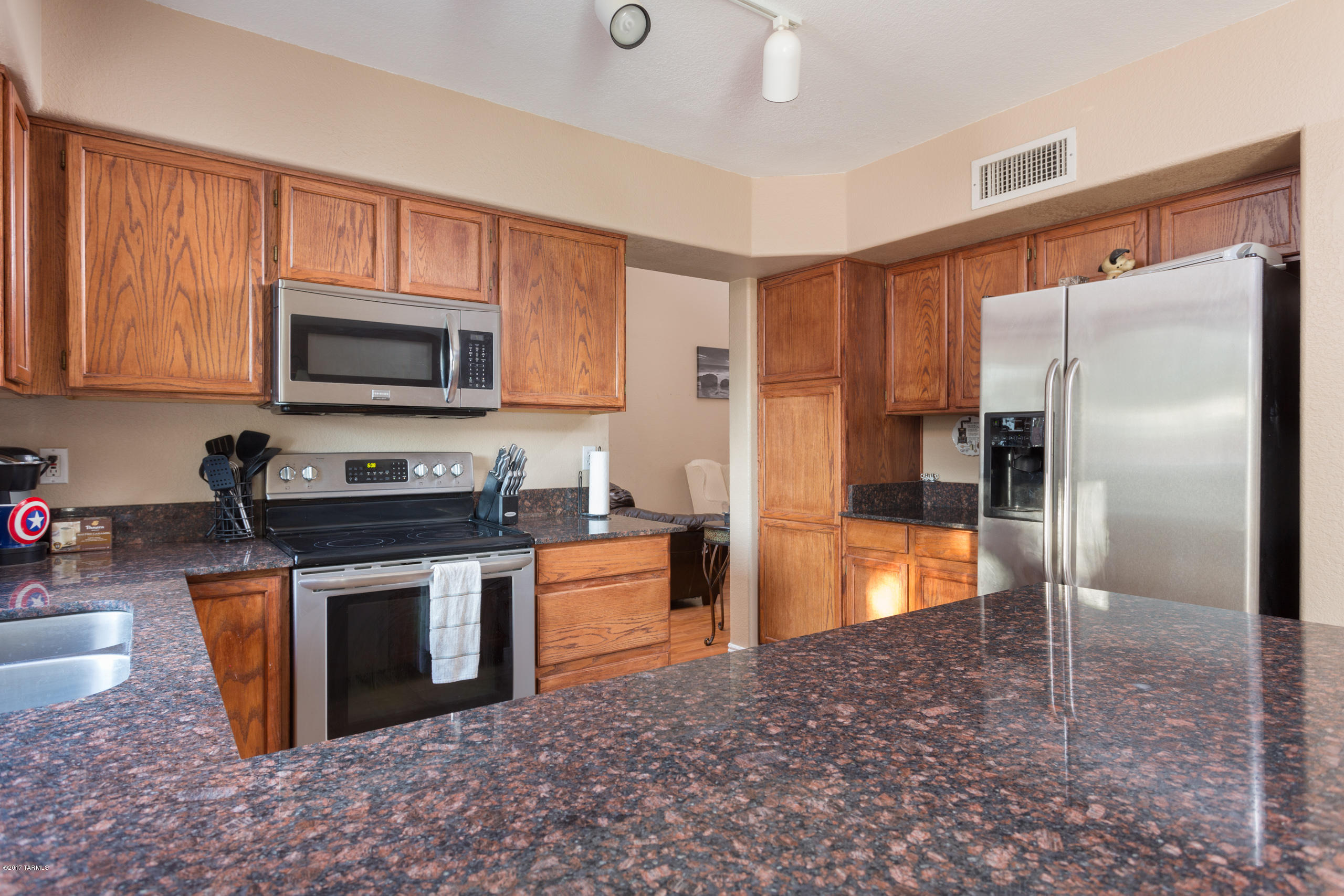 8793 North Maple Ridge Place Tucson, AZ 85743 - Photo 11 of 27 Gallery Image 11