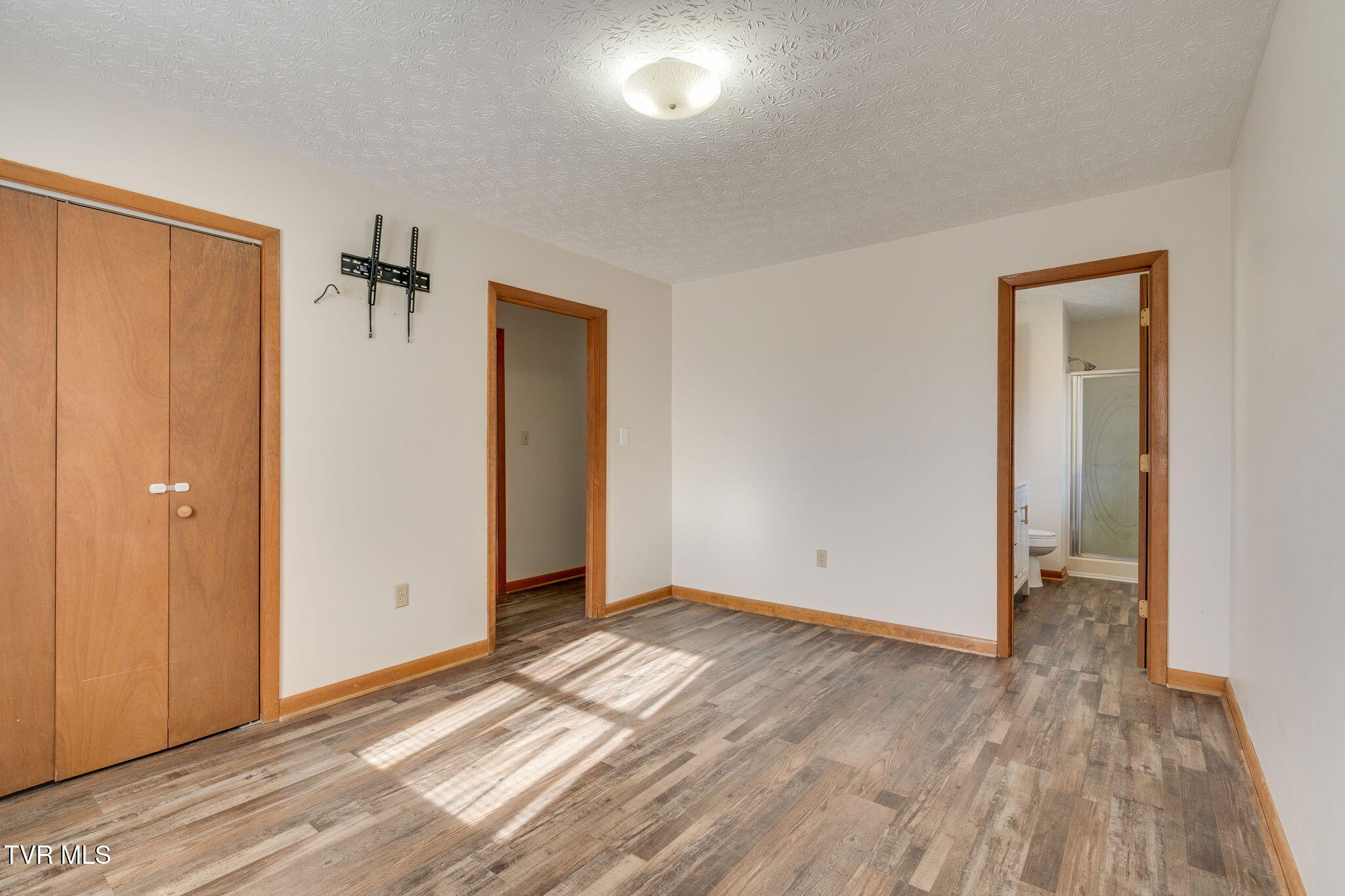 1500 Tucker Hollow Road West Fall Branch, TN 37656 - Photo 16 of 65 012 (2)