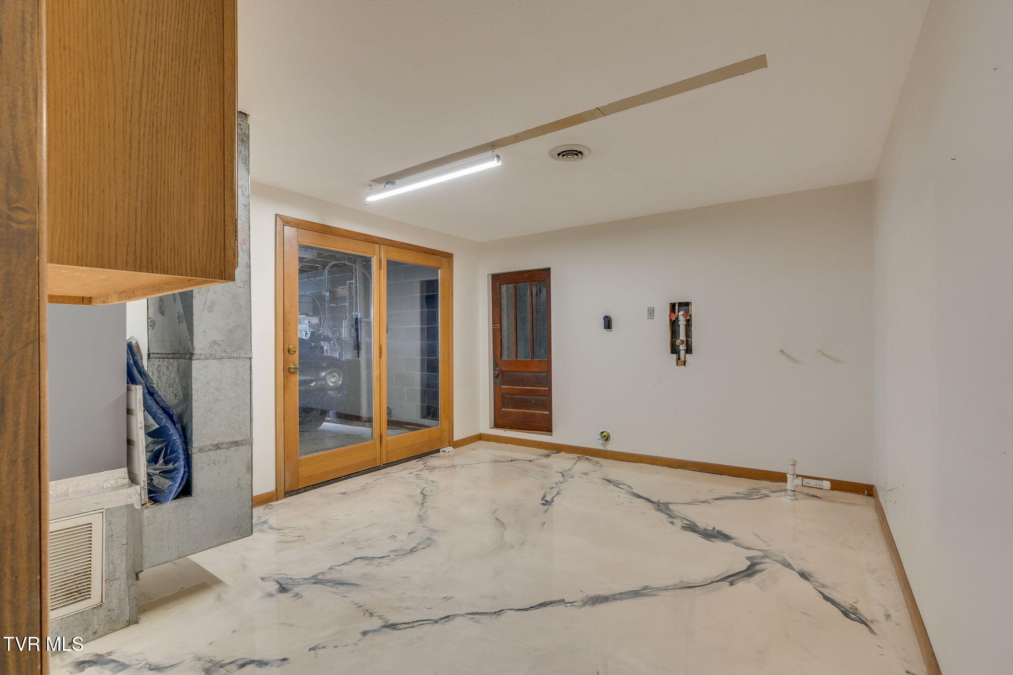 1500 Tucker Hollow Road West Fall Branch, TN 37656 - Photo 27 of 65 023 (2)