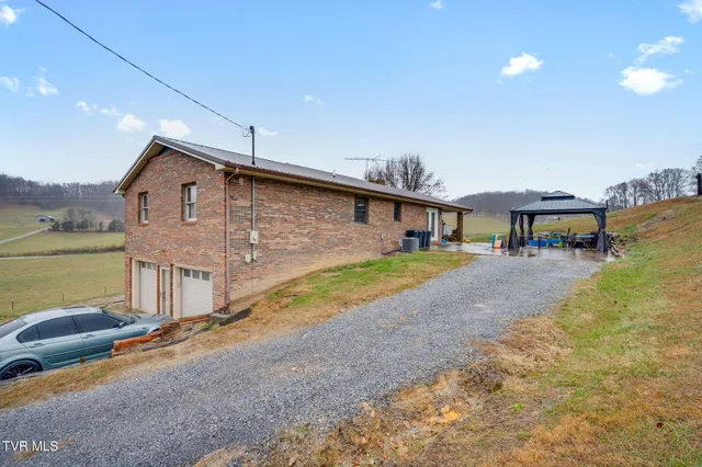 $725,000 | 1500 Tucker Hollow Road West, Fall Branch, TN 37656
