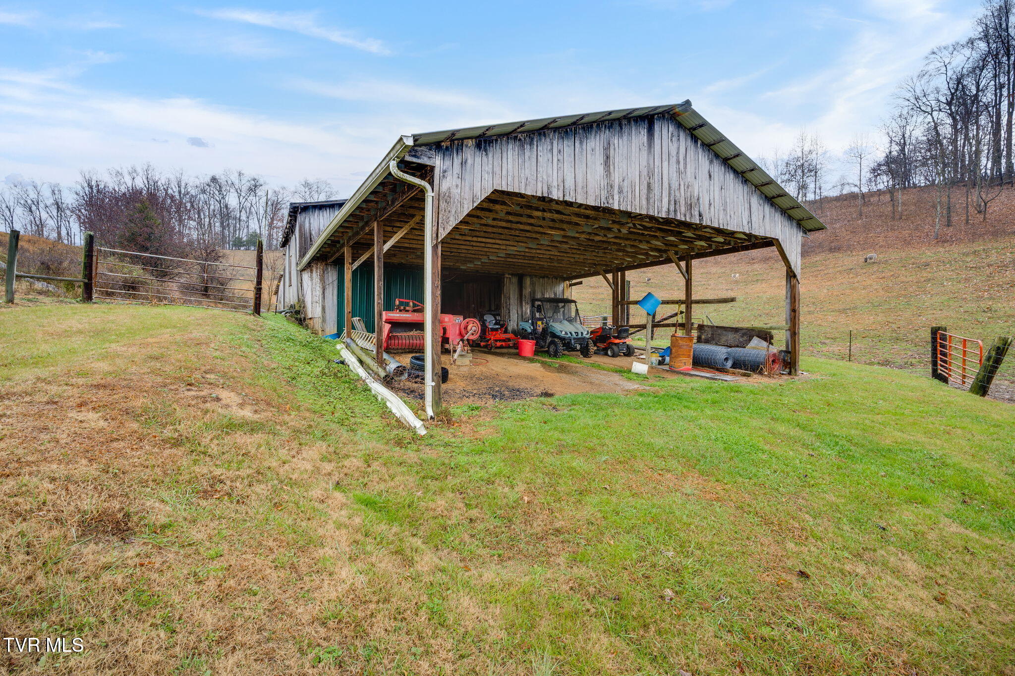 1500 Tucker Hollow Road West Fall Branch, TN 37656 - Photo 37 of 65 037