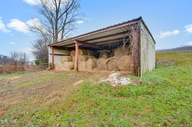 $725,000 | 1500 Tucker Hollow Road West, Fall Branch, TN 37656