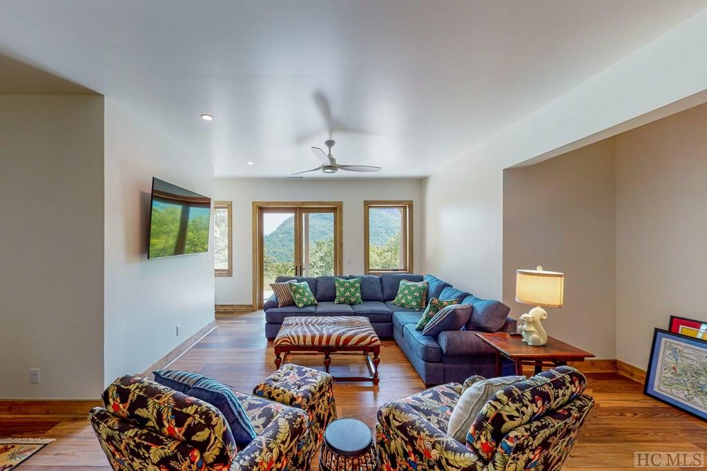 92 Forestland Road Cashiers, NC 28717 - Photo 25 of 35 Gallery Image 25