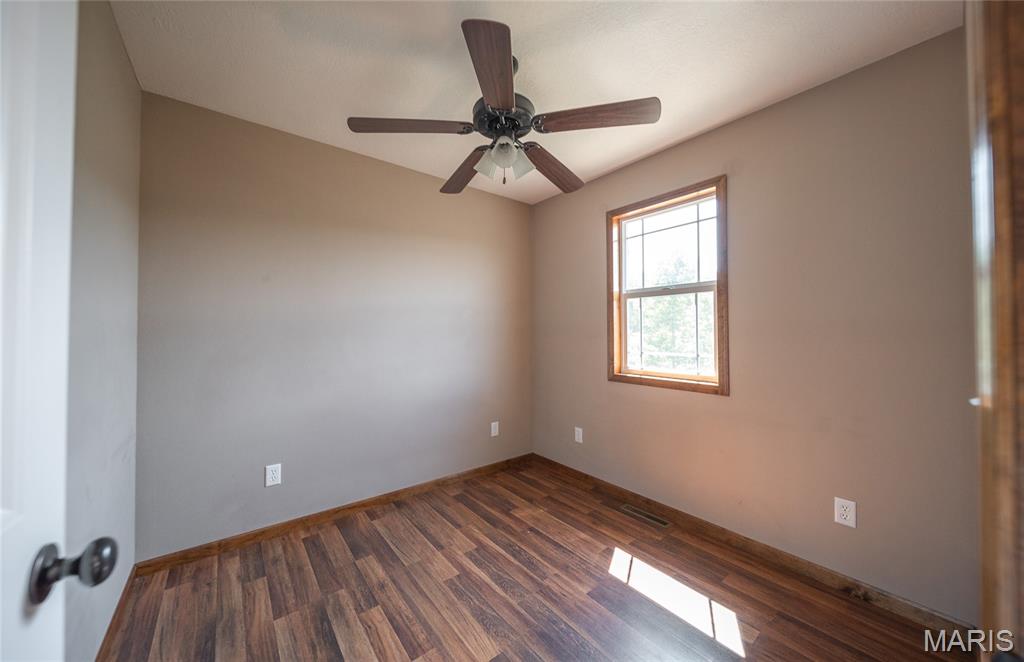 16150 Haidyn Road St. Robert, MO 65584 - Photo 27 of 41