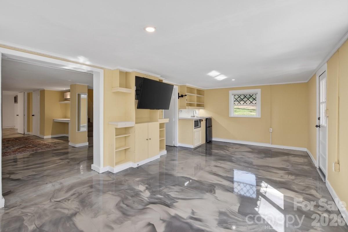 95 Whitney Avenue Tryon, NC 28782 - Photo 24 of 31 Gallery Image 24