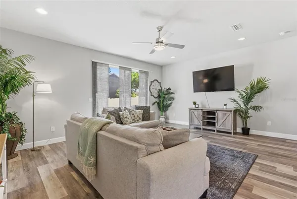 $3,100 | 3902 West Everett Avenue, Unit 1, Tampa, FL 33616