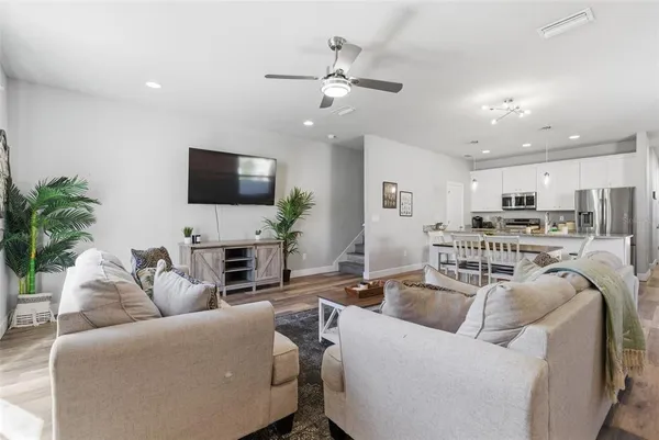 $3,100 | 3902 West Everett Avenue, Unit 1, Tampa, FL 33616