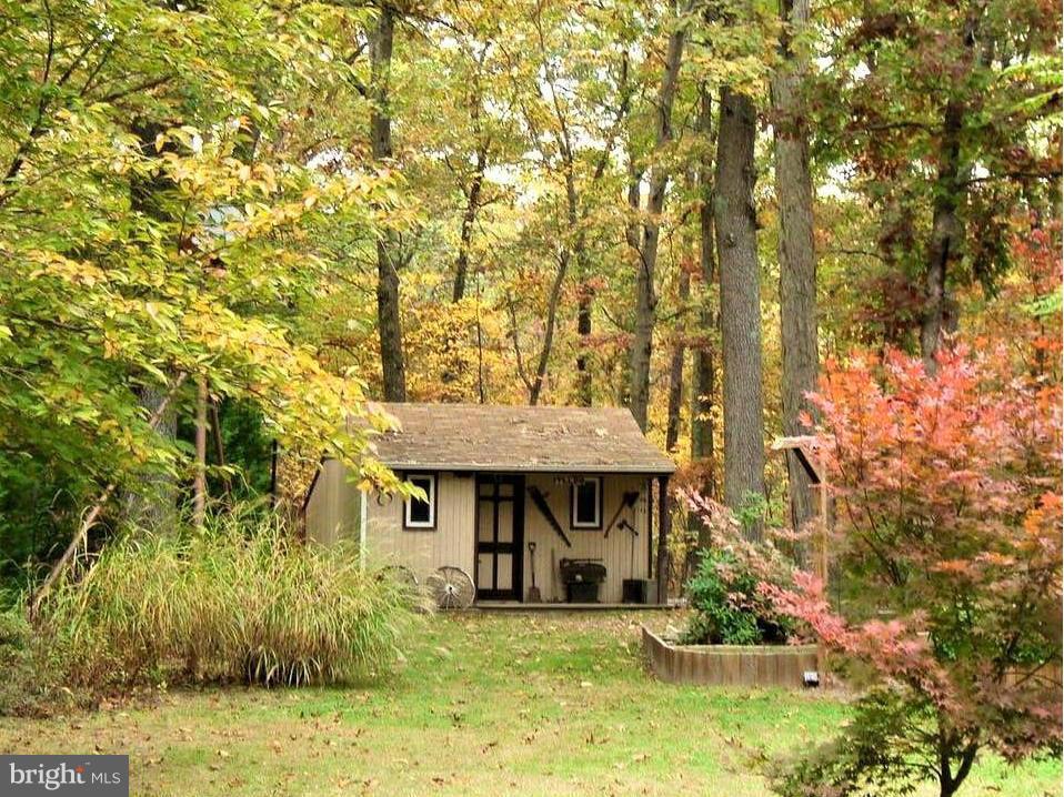606 Sandy Hill Road Severn, MD 21144 - Photo 25 of 30 Exterior (Rear)