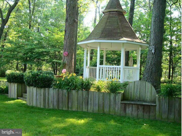 606 Sandy Hill Road Severn, MD 21144 - Photo 27 of 30 Exterior (Rear)