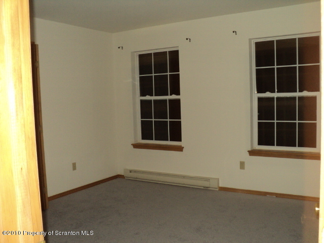 7540 Kilmer Road Tobyhanna, PA 18466 - Photo 2 of 8 Gallery Image 2