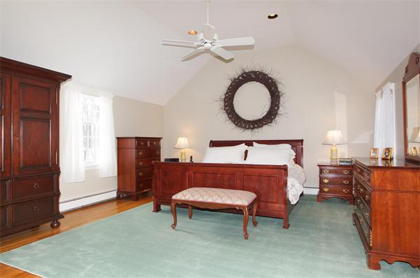 67 Silver Hill Road Concord, MA 01742 - Photo 8 of 18 Gallery Image 8