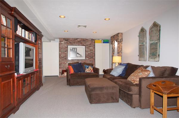 67 Silver Hill Road Concord, MA 01742 - Photo 10 of 18 Gallery Image 10
