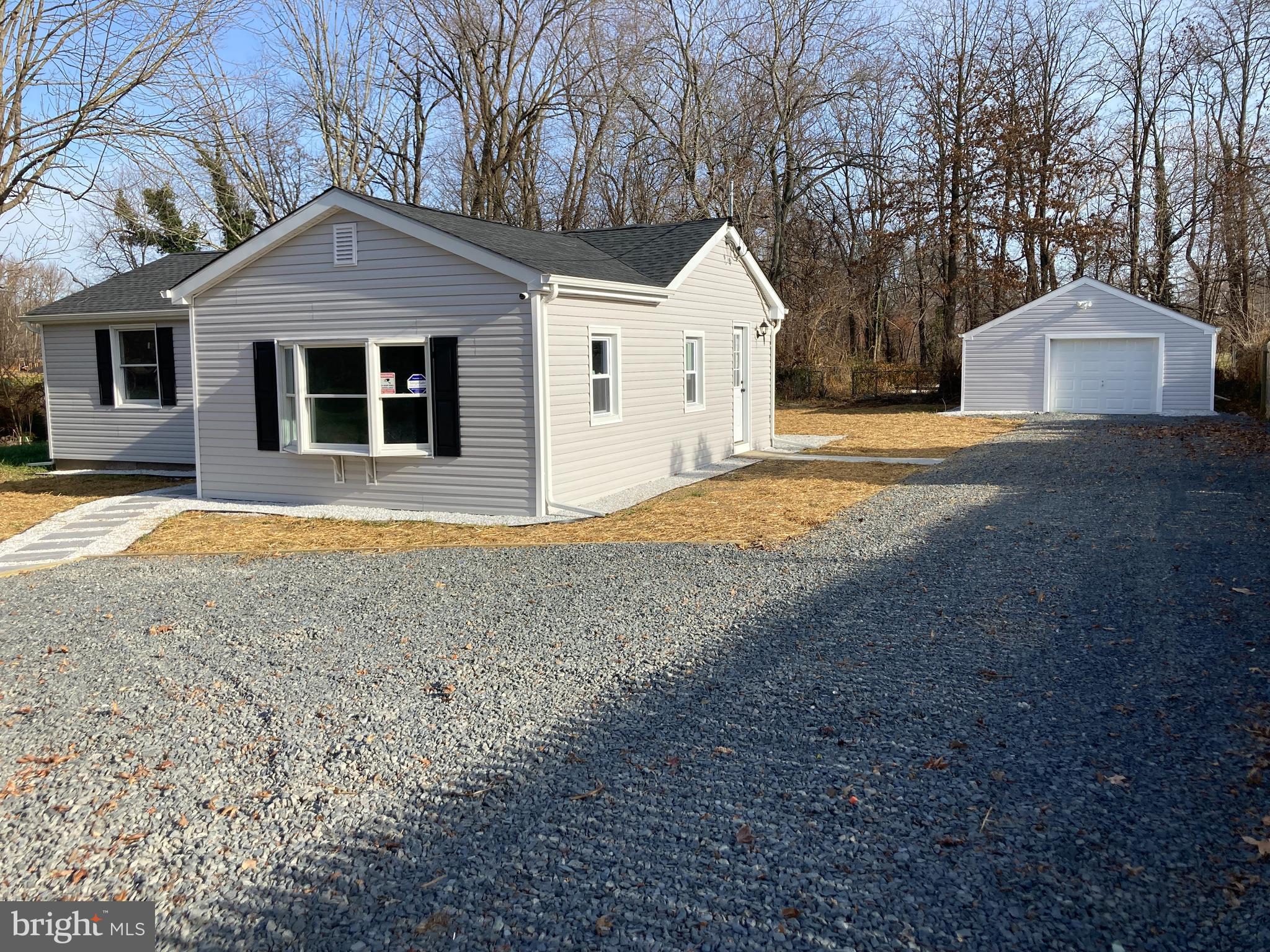 33 Crosswicks Chesterfield Road Chesterfield, NJ 08515 - Photo 4 of 15