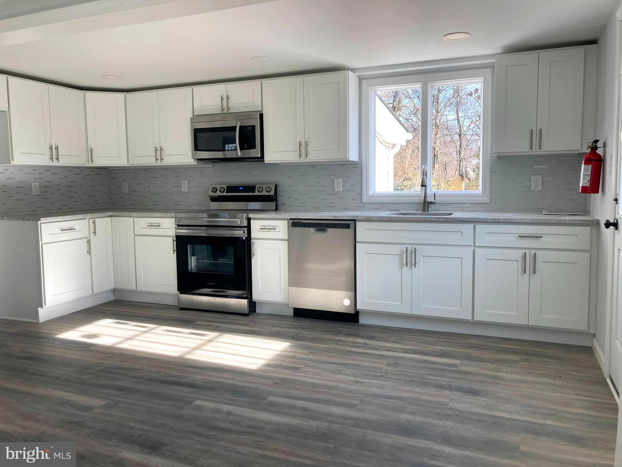 33 Crosswicks Chesterfield Road Chesterfield, NJ 08515 - Photo 8 of 15