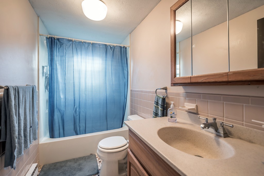 7 Walker Road, Unit 8 North Andover, MA 01845 - Photo 5 of 6
