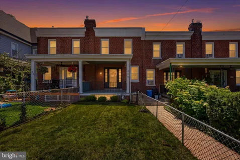 $469,000 | 258 Rochelle Avenue, Philadelphia, PA 19128
