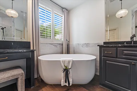 $699,900 | 28331 Hollow Springs Lane, Spring, TX 77386