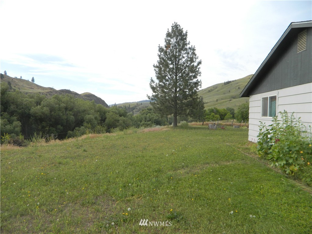 277 B Hagood Road Tonasket, WA 98855 - Photo 15 of 18 Gallery Image 15