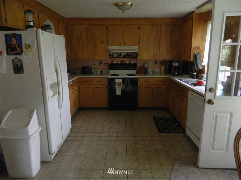 277 B Hagood Road Tonasket, WA 98855 - Photo 7 of 18 Gallery Image 7