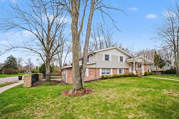 $355,000 | 1320 East Lincoln Street, Mount Pleasant, MI 48858