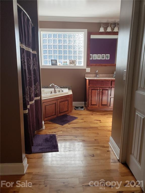 175 Cedar Valley Road Hudson, NC 28638 - Photo 18 of 31 Gallery Image 18