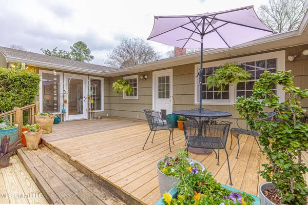 $269,000 | 4115 Comanche Drive, Jackson, MS 39211