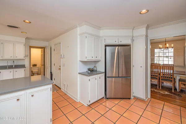 $269,000 | 4115 Comanche Drive, Jackson, MS 39211