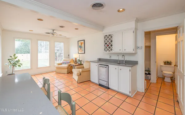 $269,000 | 4115 Comanche Drive, Jackson, MS 39211