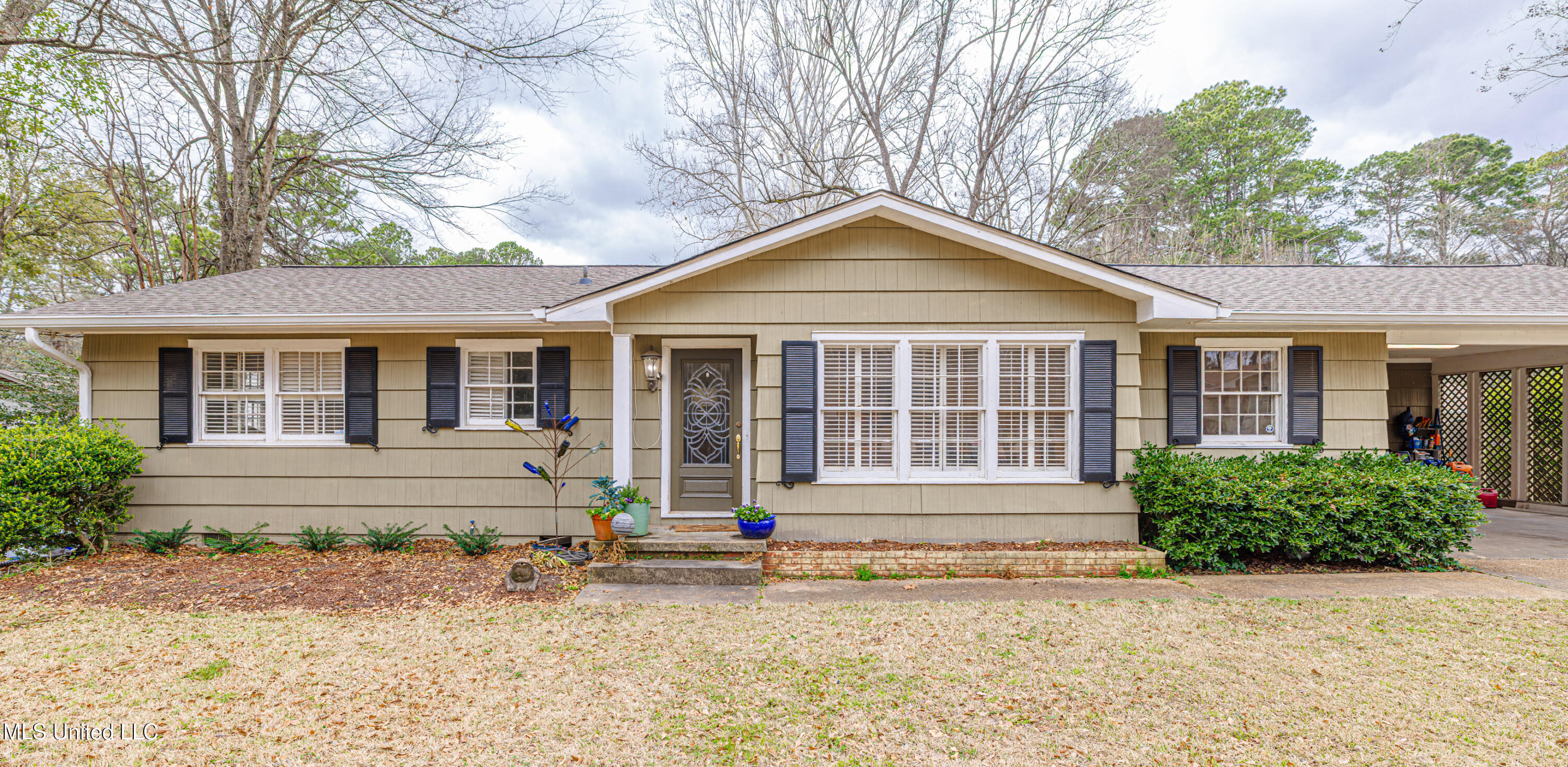 4115 Comanche Drive Jackson, MS 39211 - Photo 3 of 45 1R4A5226