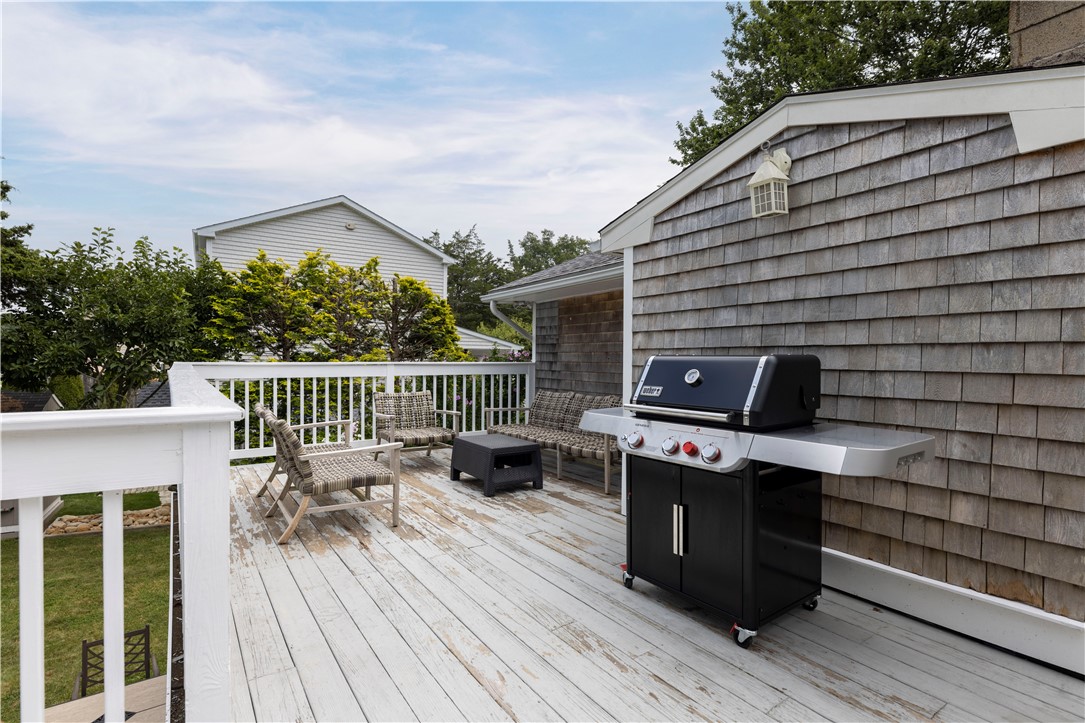 6 Richmond Drive Westerly, RI 02891 - Photo 25 of 40