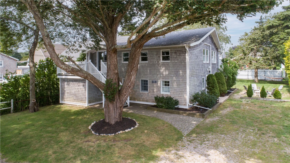 6 Richmond Drive Westerly, RI 02891 - Photo 5 of 40