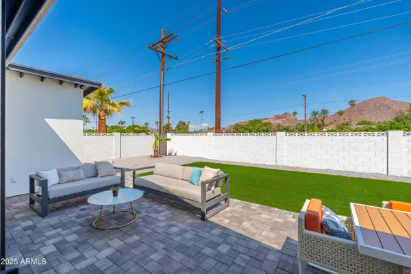 $4,800 | 4464 East Campbell Avenue, Phoenix, AZ 85018