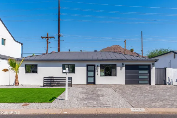 $4,800 | 4464 East Campbell Avenue, Phoenix, AZ 85018