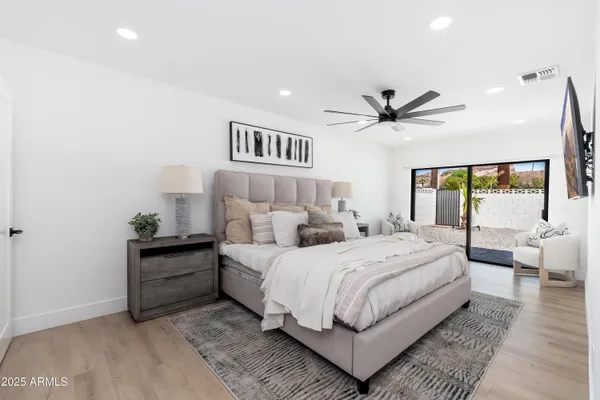 $4,800 | 4464 East Campbell Avenue, Phoenix, AZ 85018