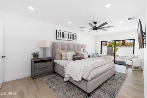 $5,000 | 4464 East Campbell Avenue, Phoenix, AZ 85018