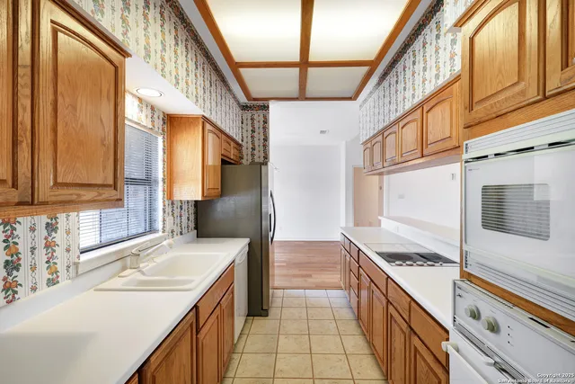 $775,000 | 8703 Rolling Acres Trail, Boerne, TX 78015