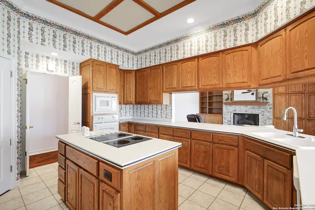 $775,000 | 8703 Rolling Acres Trail, Boerne, TX 78015