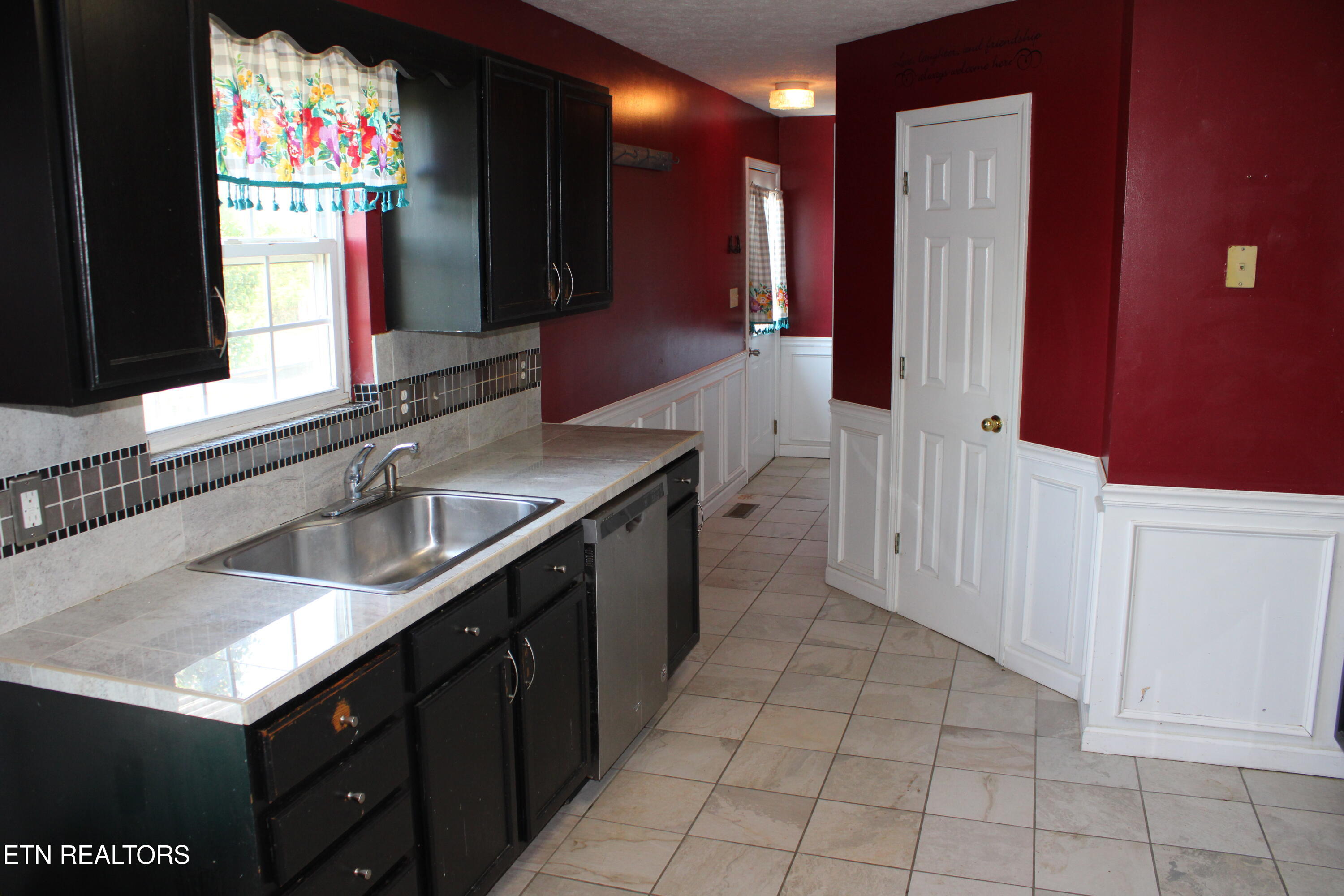 2151 Frank Hodge Road Talbott, TN 37877 - Photo 4 of 53 IMG_0213