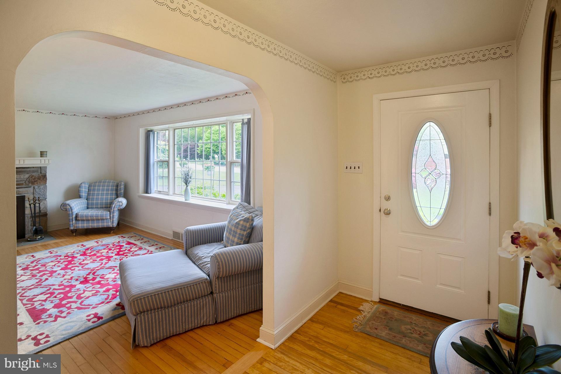 118 Tyson Road Newtown Square, PA 19073 - Photo 2 of 23