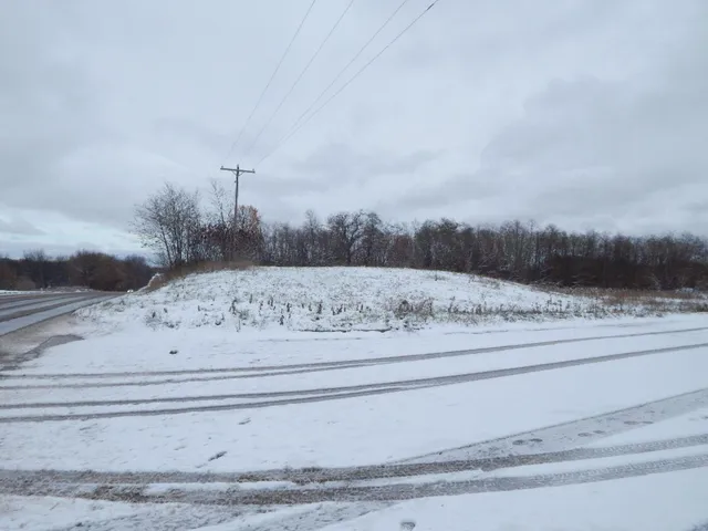 $235,000 | 9340 Sparta Avenue Northwest, Sparta, MI 49345