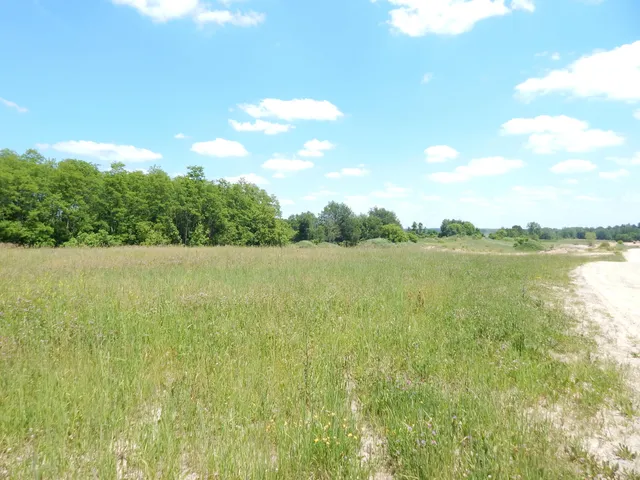 $235,000 | 9340 Sparta Avenue Northwest, Sparta, MI 49345