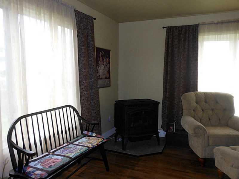138 Fort Fairfield Road Caribou, ME 04736 - Photo 7 of 31 Den/Family/Great Room.