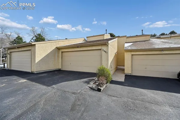 $379,990 | 3461 Trenary Lane, Colorado Springs, CO 80918